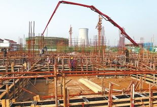 建設(shè)一線施工忙，鑄就城市新篇章