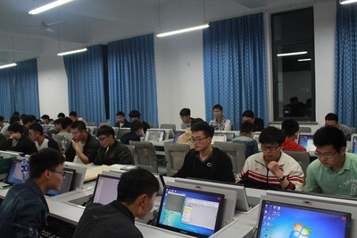 第二屆安徽省大學(xué)生先進(jìn)成圖技術(shù)與產(chǎn)品信息建模創(chuàng)新大賽機(jī)械類校內(nèi)選拔賽圓滿落幕 計(jì)算機(jī)信息技術(shù)賦能現(xiàn)代工程圖學(xué)教育