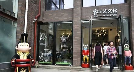 從軍工前驅到文藝新地 前蘇聯(lián)工廠的企業(yè)轉型與文化蛻變